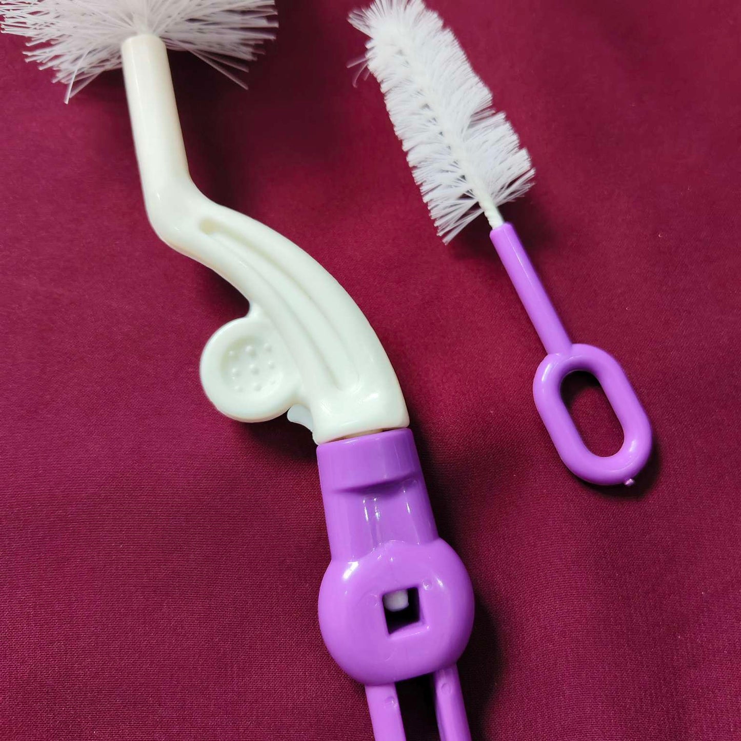 Feeder Cleaning Brush purple 3