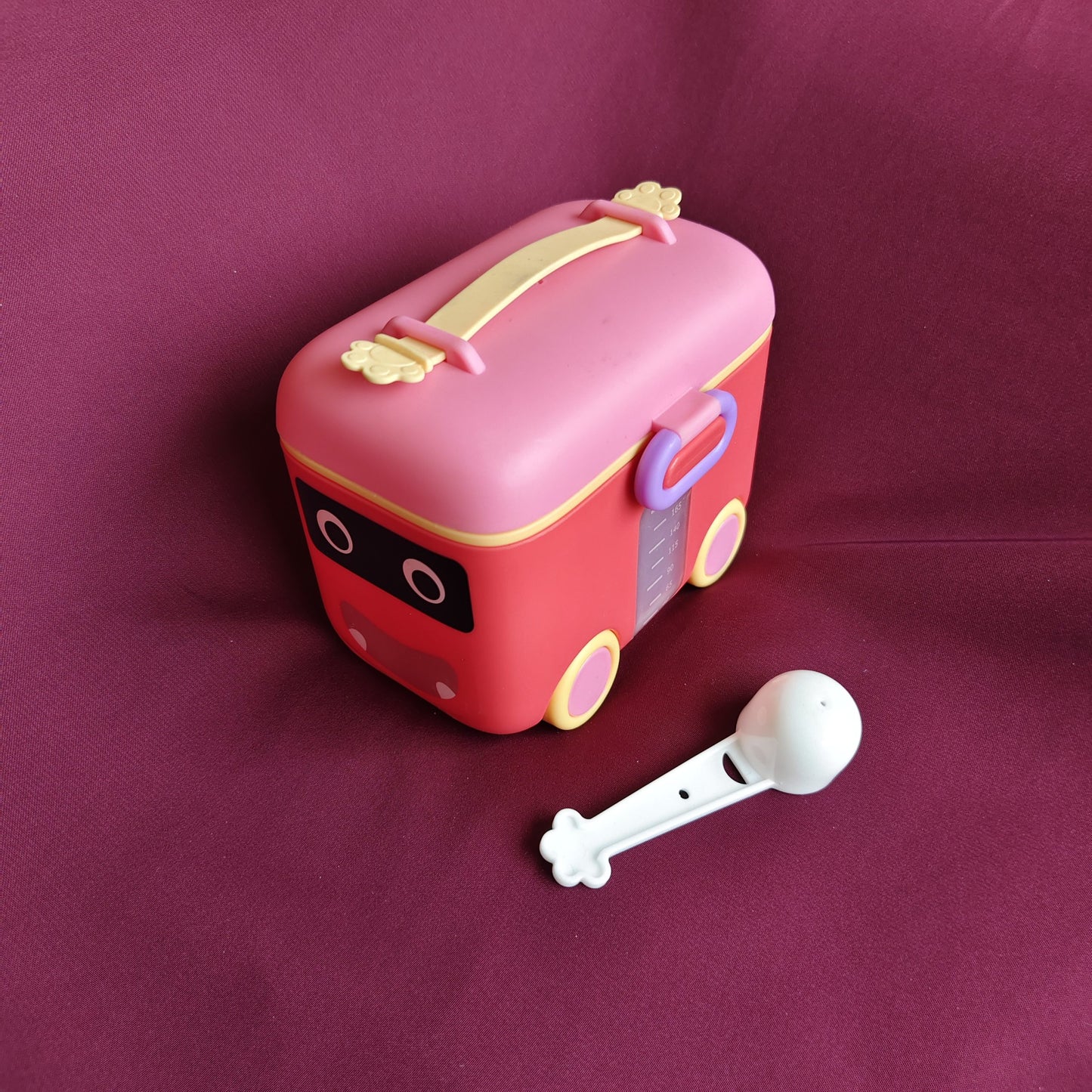 Bus milk Container