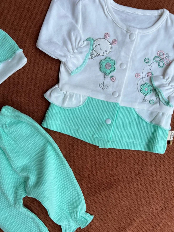 Newborn Baby 3 Piece Outfit Set – Soft Shirt, Trouser and Cap Set for Babies
