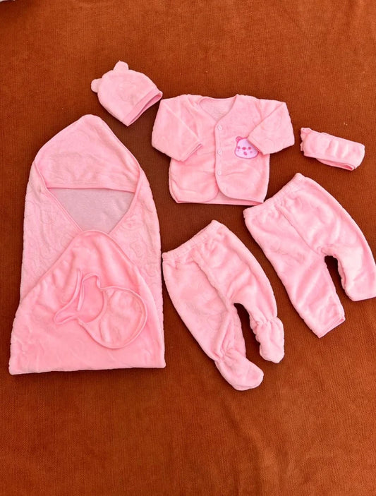 Newborn 6 Pcs Velvet Winter Starter Set – Pink