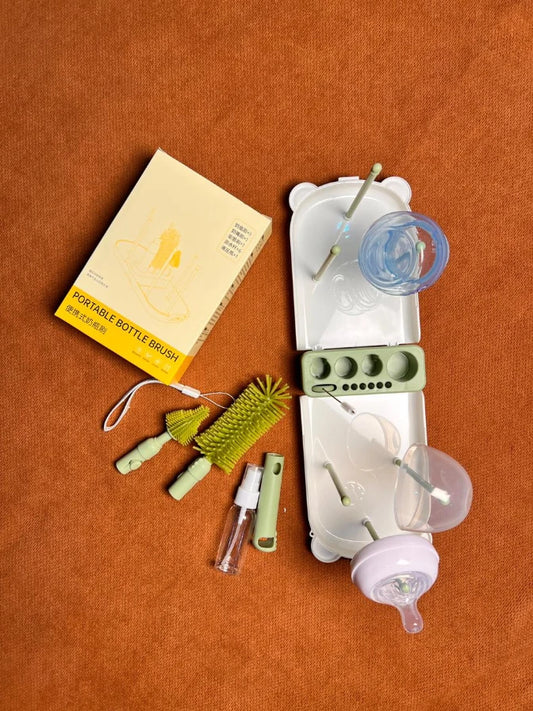 Portable Bottle Brush Set – 8-in-1 Baby Feeding Bottle Cleaning Kit with Bear Box (Green)