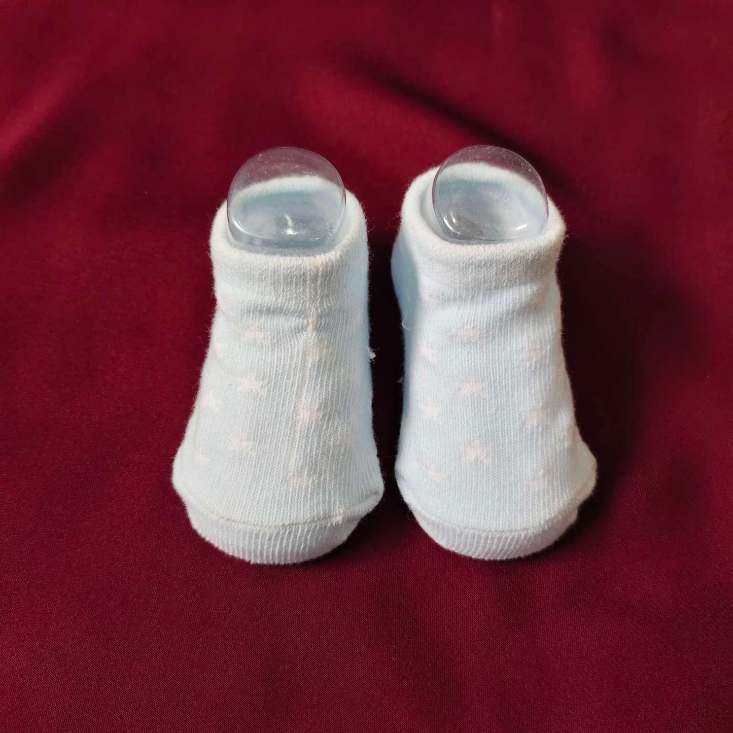 Newborn Essentials Set – Bib, Booties & Mittens