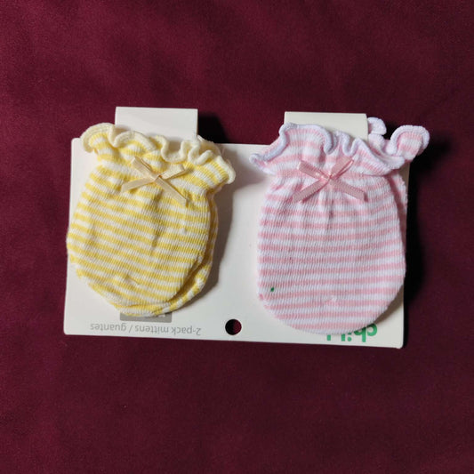pair of 2 mittens