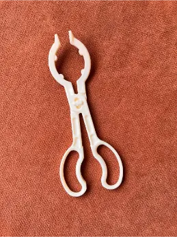 Baby Feeder & Bottle Holder Tongs – Heat Resistant & Non-Slip Grip