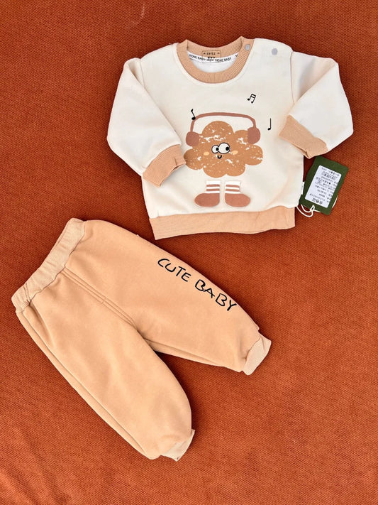 Cozy Two-Piece Baby Clothing Set – Warm Double Fabric Outfit