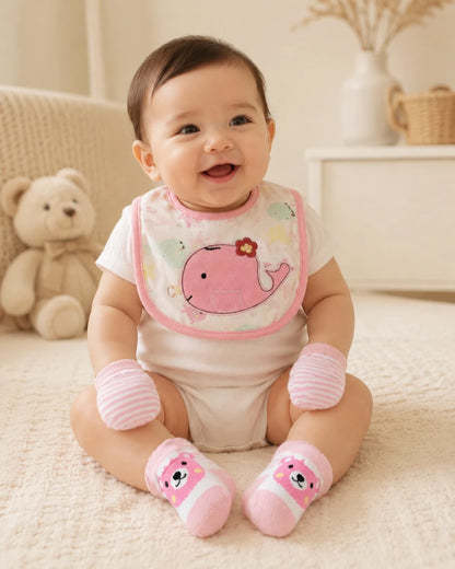 Newborn Essentials Set – Bib, Booties & Mittens