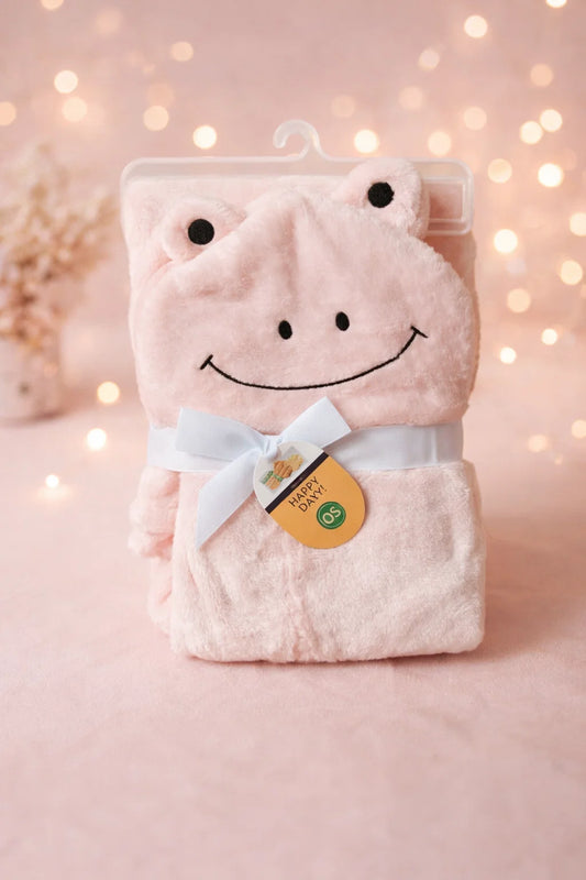 Character wrapping shawl