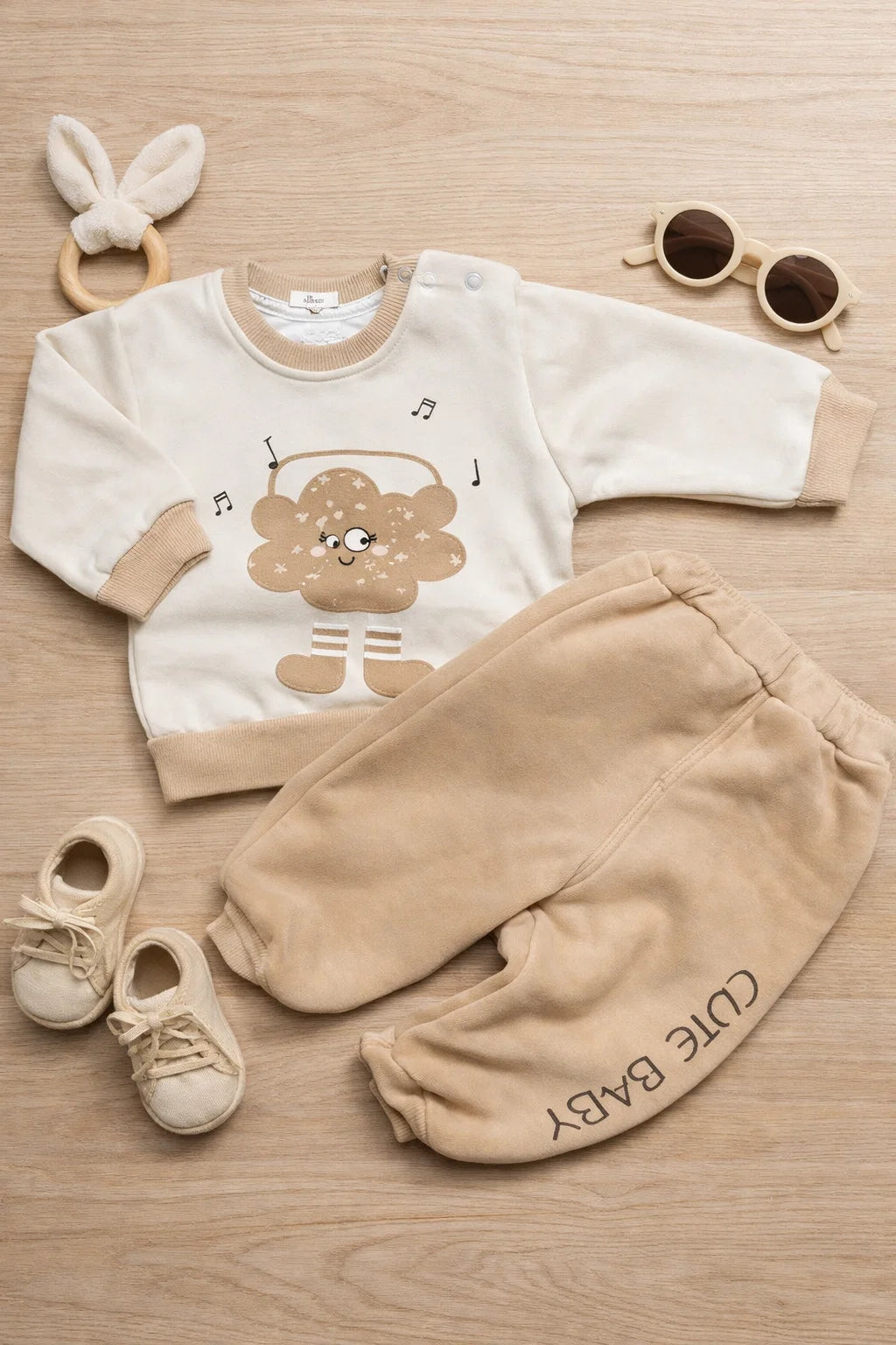 Cozy Two-Piece Baby Clothing Set – Warm Double Fabric Outfit