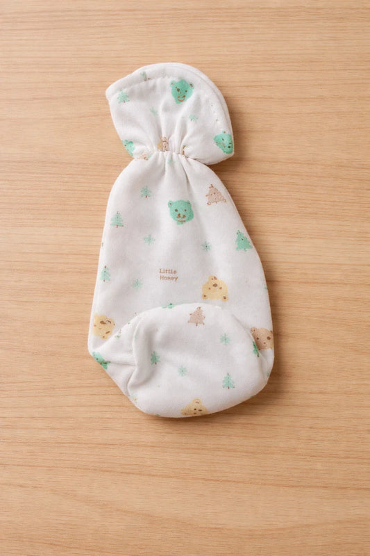 Feeder Cover for Baby Bottles – Soft, Washable & Protective Sleeve