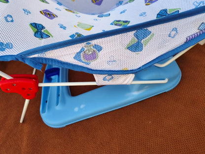 Foldable Baby Bather – Comfortable & Safe Newborn Bath Seat (small)