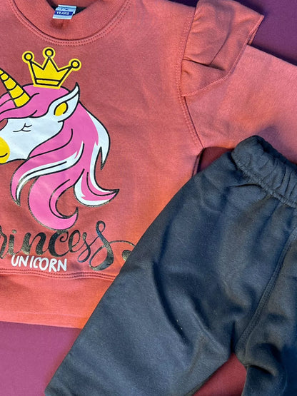 Kids Winter Clothing Set – Warm Top & Cozy Joggers