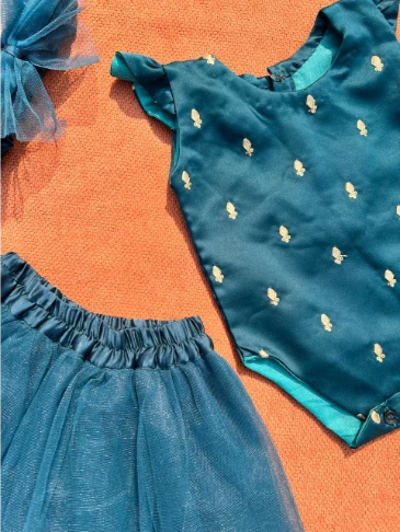 Nahni Titliyan 3-pieces Eid set for Baby Girls