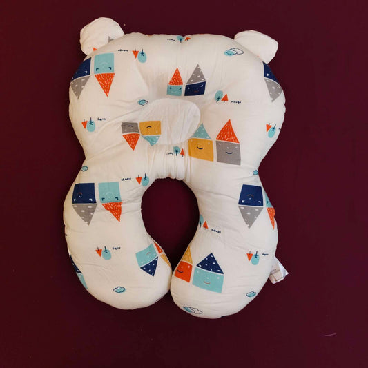 Neck and head Pillow white
