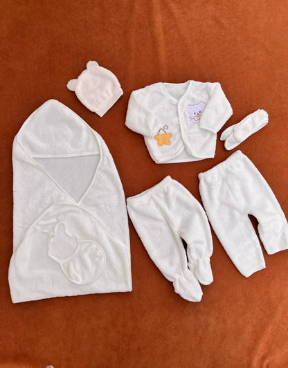 Newborn 6 Pcs Velvet Winter Starter Set – Soft & Warm