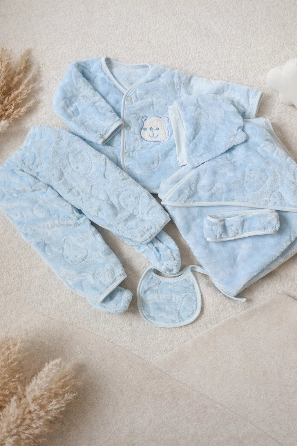Newborn 6 Pcs Velvet Winter Starter Set – Ferozi