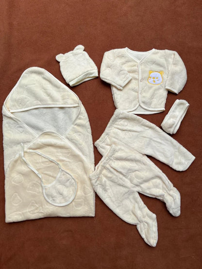 Newborn 6 Pcs Velvet Winter Starter Set –  yellow