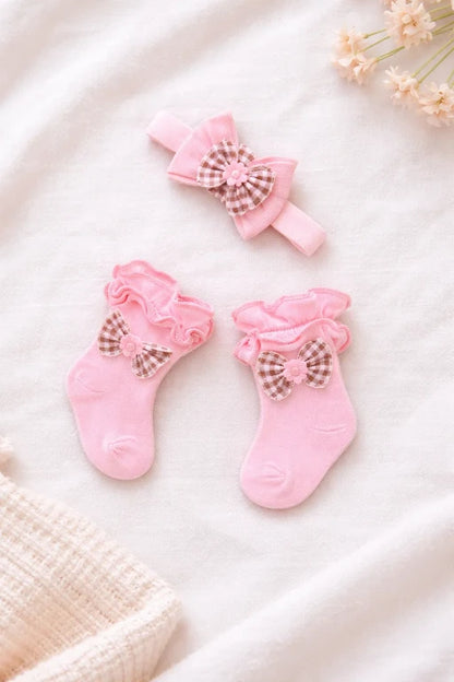 Newborn Baby Girl Headband & Socks Set – Soft Flower Design