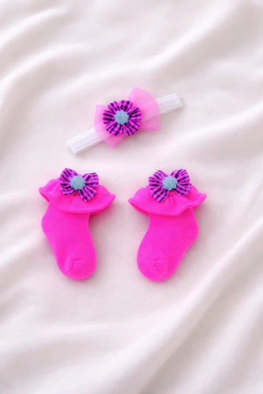 Newborn Baby Girl Headband & Socks Set – Soft Flower Design