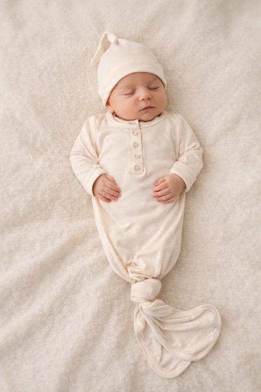 Newborn Cotton Knotted Gown with Cap Set – Baby Sleepwear