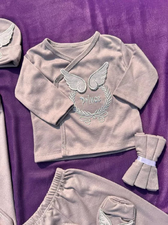 Newborn Prince 11-Piece Starter Set – Baby Boy Clothing Gift Pack
