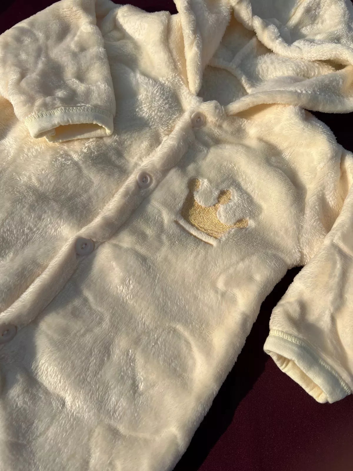 Newborn Velvet Romper – Soft, Cozy & Elegant Baby Outfit