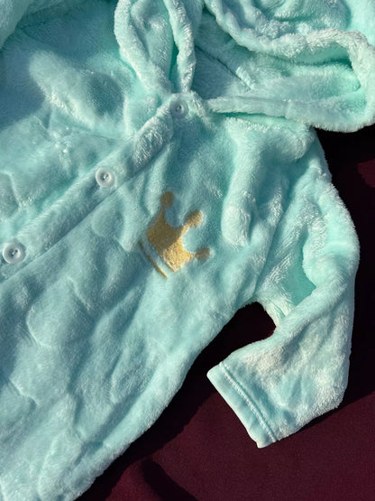 Newborn Velvet Romper – Soft, Cozy & Elegant Baby Outfit