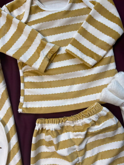 Mid Season Newborn light Velvet Starter Set | 9 Pcs Baby Essentials Bundle