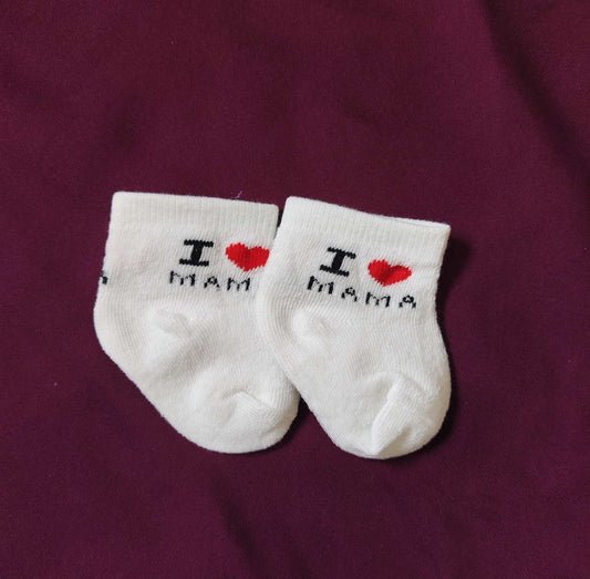 Pack of 3 Baby Socks – I ❤️ Mama Baba Print (0–6 Months)