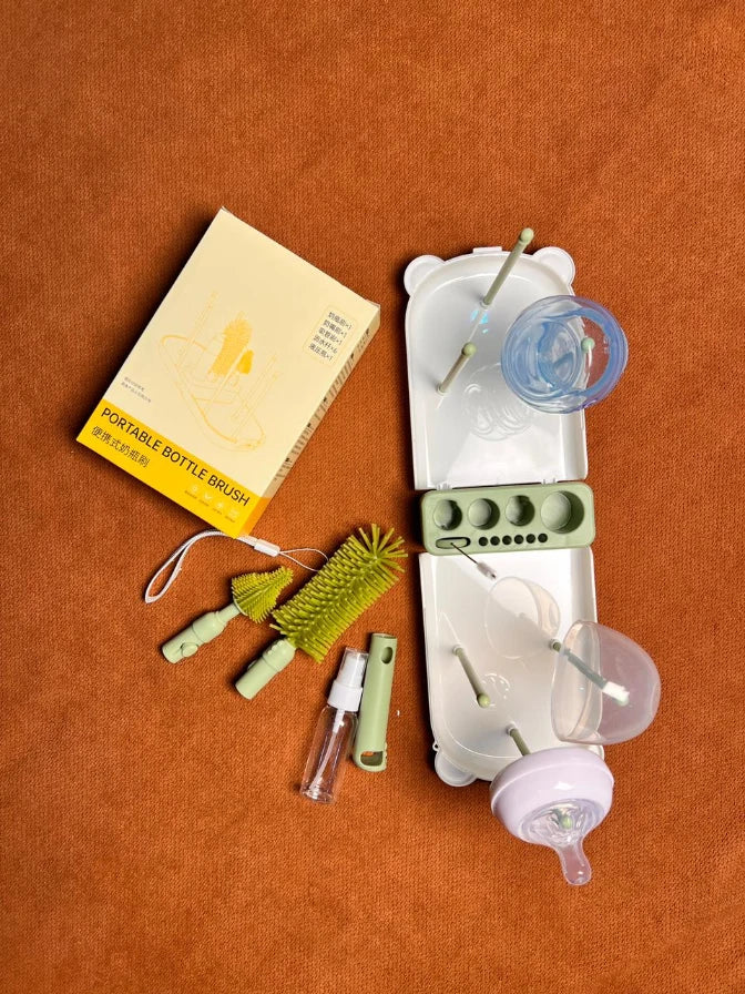 Portable Bottle Brush Set – 8-in-1 Baby Feeding Bottle Cleaning Kit with Bear Box (Green)