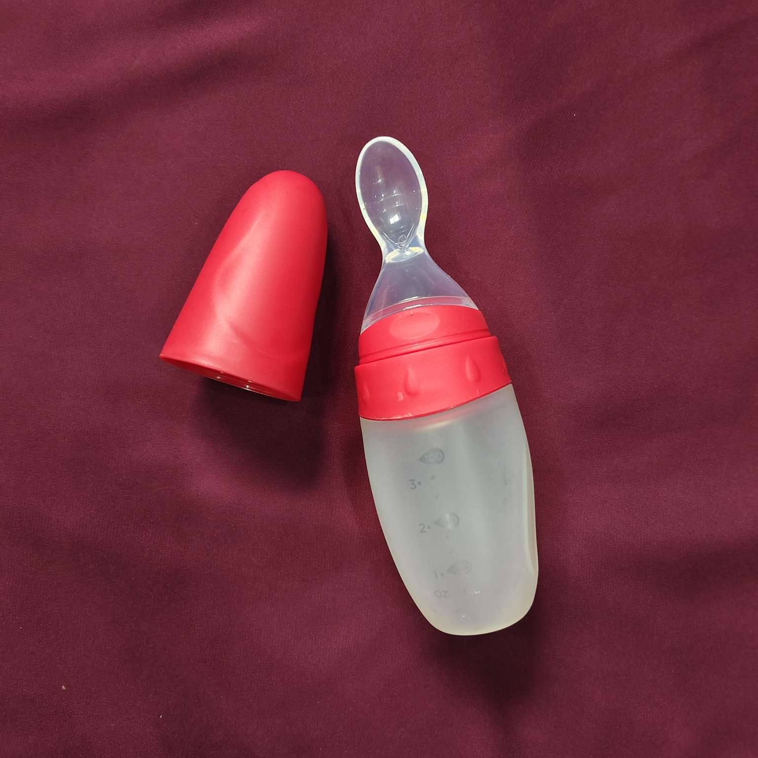 Silicon feeding spoon with silicon tip Red
