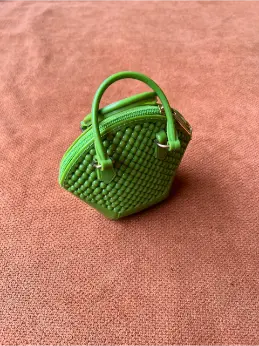 Stylish Mini Woven Handbag for Kids & Toddlers – Trendy Small Carry Bag