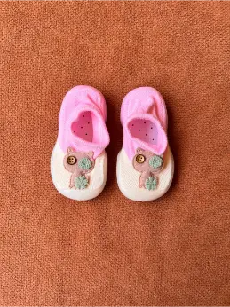 Waterproof Silicone Baby Booties – Soft, Comfortable & Easy Slip-On Shoes