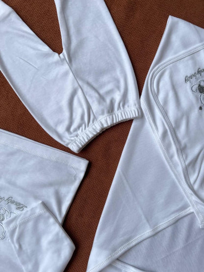 I Love Mom Newborn 7 Pcs Embroidered Starter Set