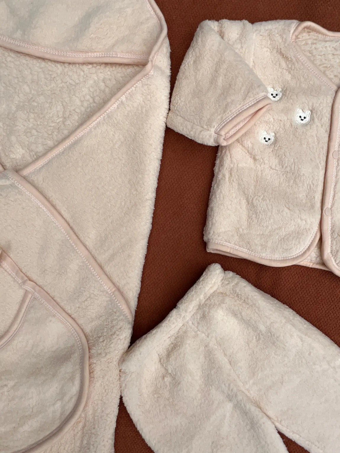 Newborn 5 Pcs Soft Velvet Starter Set