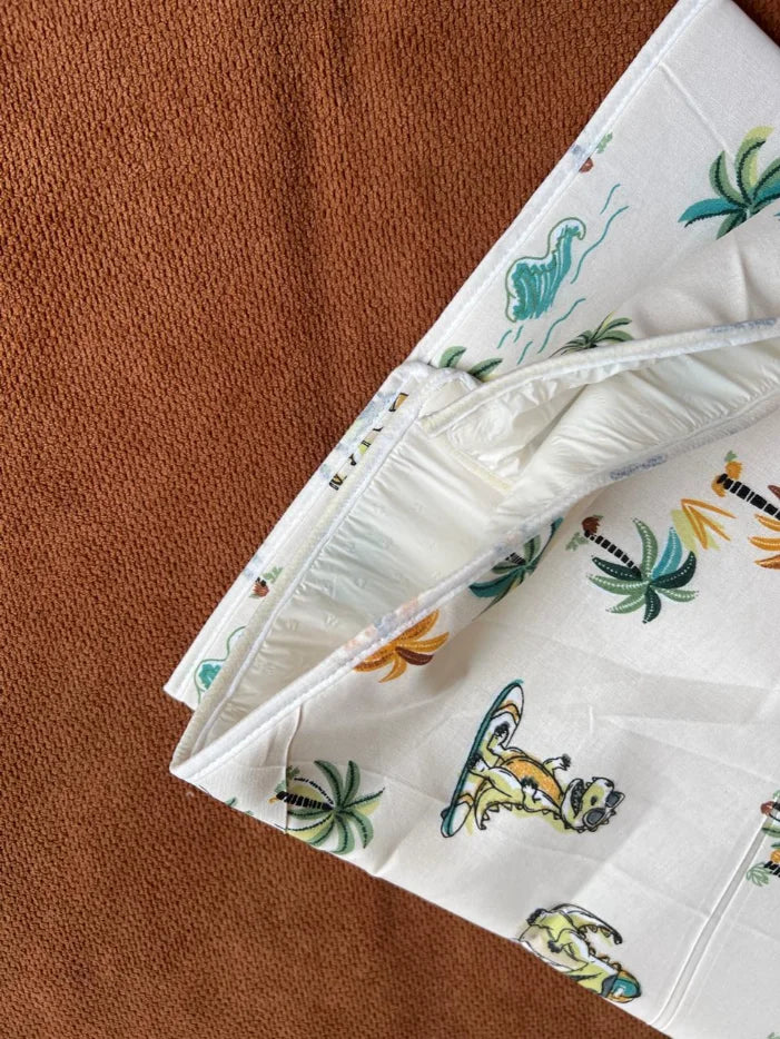 Waterproof Changing Sheet – Elegant, Leak-Proof Baby Mat