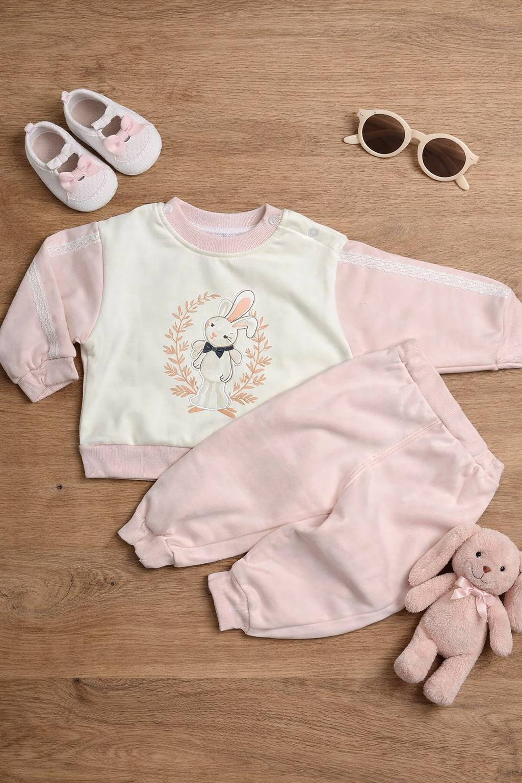Warm Baby Outfit – Two-Piece Set (Rabbit Design)