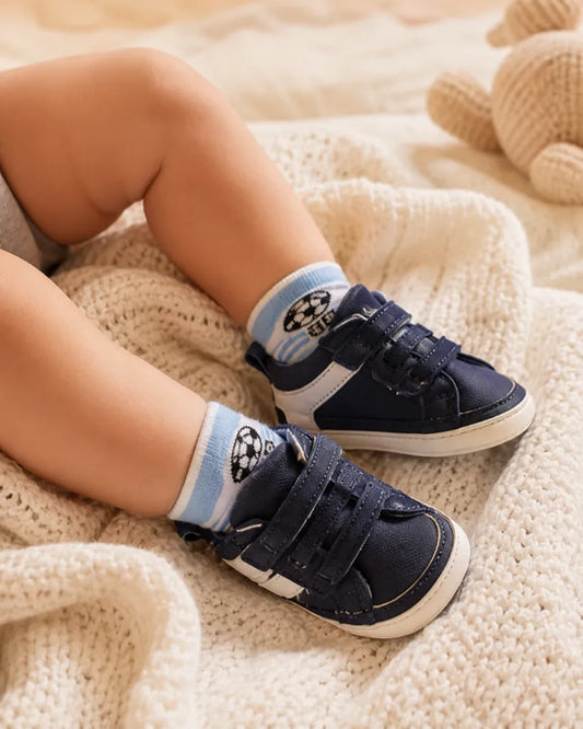Baby Shoes with a Pair of Socks – 6-9 months