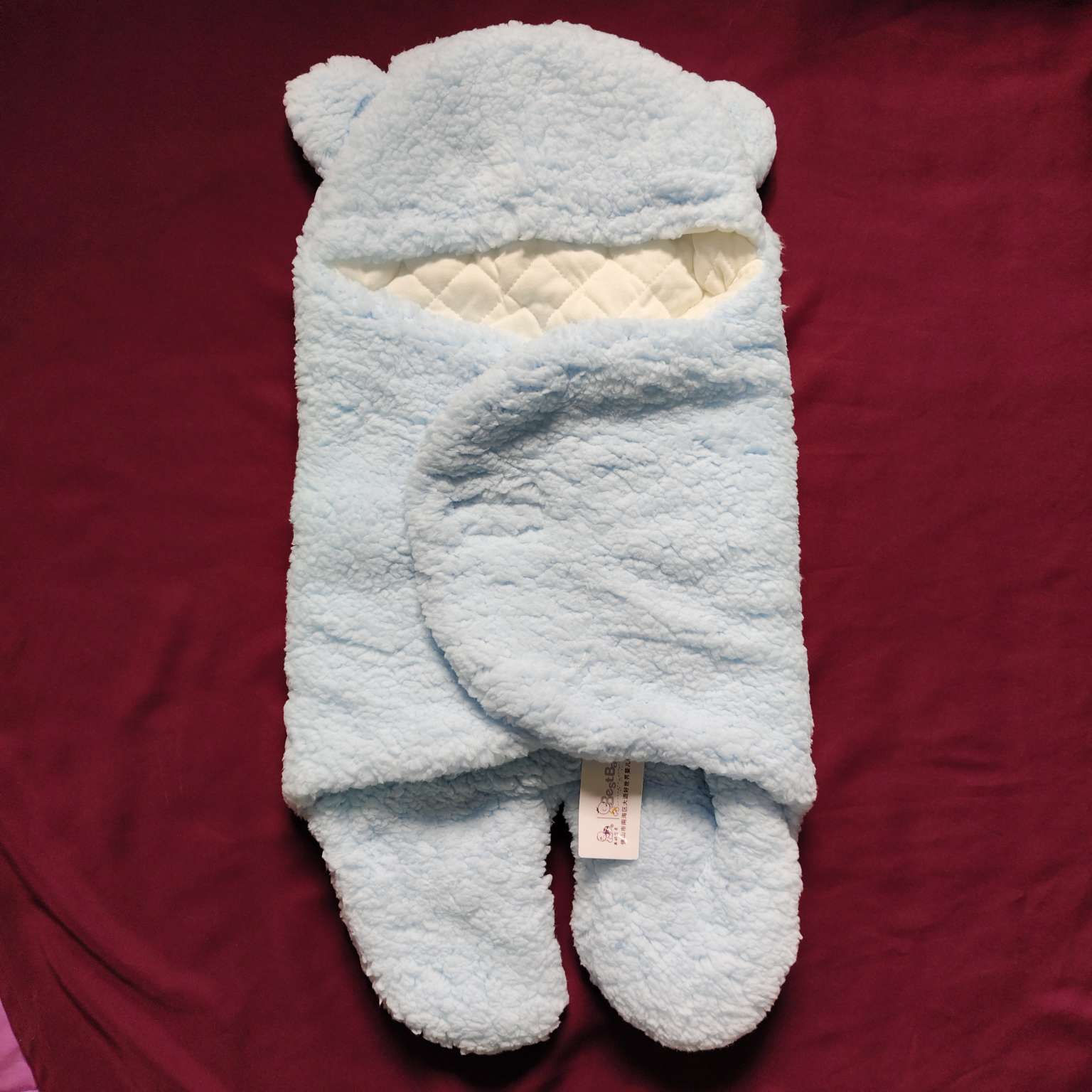 swaddles